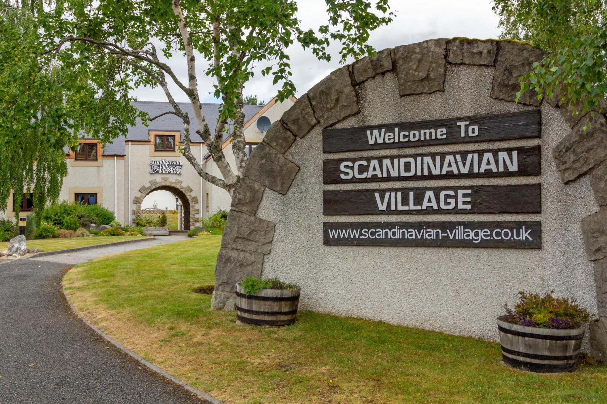 Scandinavian Village Ltd Aviemore Bagian luar foto