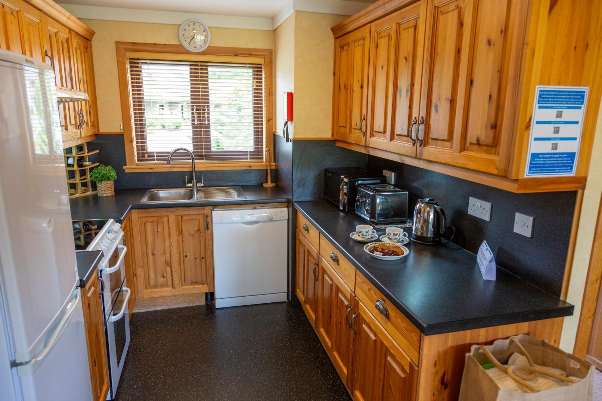 Scandinavian Village Ltd Aviemore Bagian luar foto