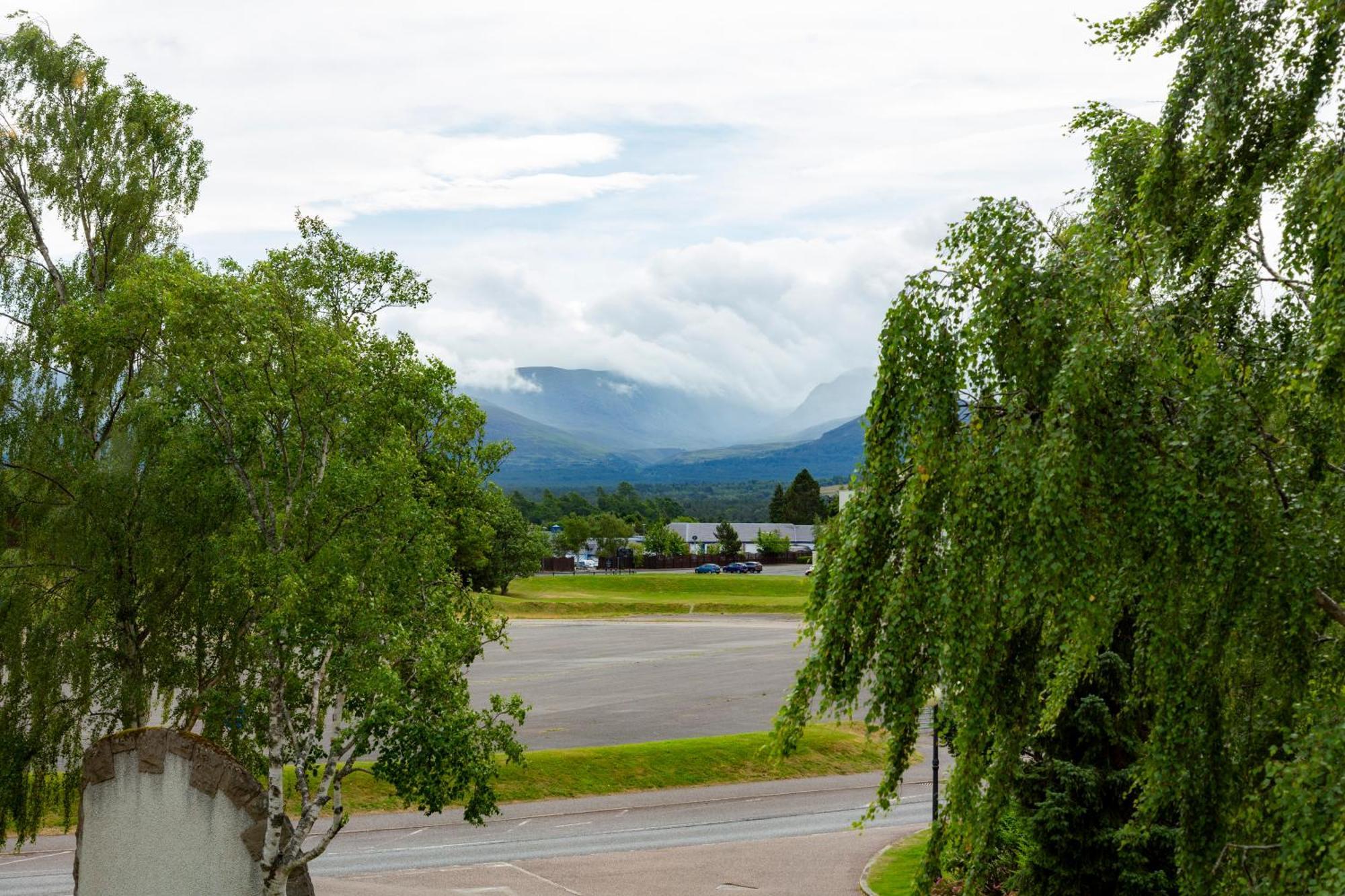 Scandinavian Village Ltd Aviemore Bagian luar foto